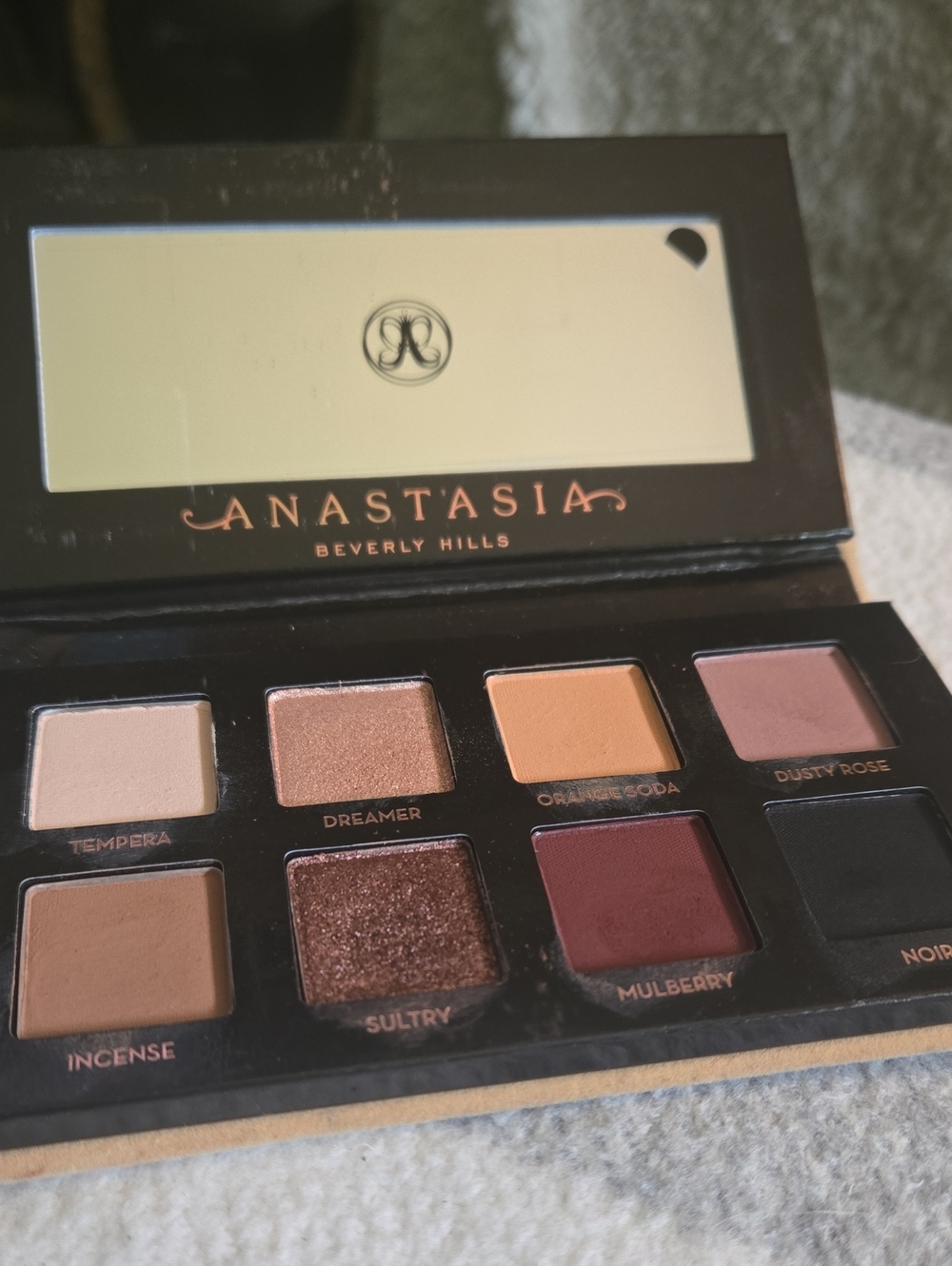Anastasia Beverly Hills Soft Glam Eyeshadow Palette - Warm Neutrals